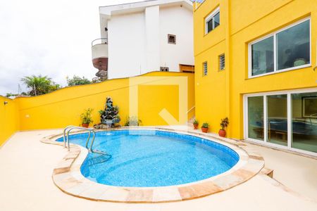 Casa à venda com 500m², 4 quartos e 3 vagas Casa à venda com 500m², 4 quartos e 3 vagasÁrea Gourmet/Piscina