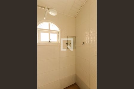 Casa à venda com 236m², 3 quartos e 2 vagas Casa à venda com 236m², 3 quartos e 2 vagasBanheiro de serviço