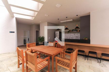 Apartamento para alugar com 38m², 2 quartos e sem vagaÁrea comum - Churrasqueira