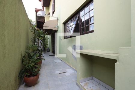 Casa para alugar com 130m², 2 quartos e sem vagaÁrea Externa