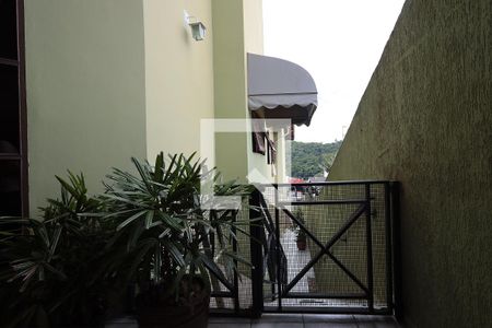 Casa para alugar com 130m², 2 quartos e sem vagaÁrea Externa