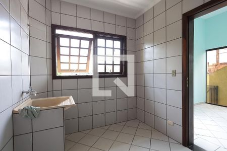 Casa para alugar com 130m², 2 quartos e sem vagaÁrea de Serviço