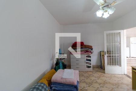 Casa à venda com 489m², 4 quartos e 4 vagasQuarto de serviço