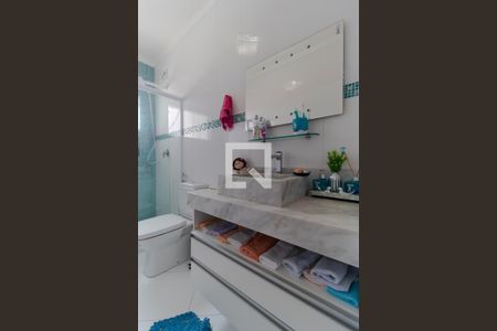 Casa à venda com 489m², 4 quartos e 4 vagasBanheiro da Suíte