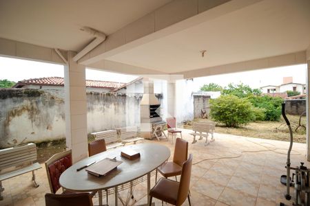 Casa à venda com 489m², 4 quartos e 4 vagasVaranda com Churrasqueira