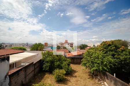 Casa à venda com 489m², 4 quartos e 4 vagasVista da Sacada da Suíte