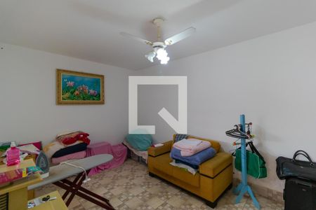 Casa à venda com 489m², 4 quartos e 4 vagasQuarto de serviço