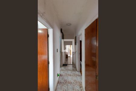 Casa à venda com 489m², 4 quartos e 4 vagasCorredor