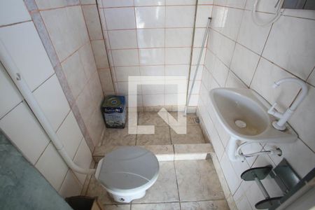 Casa à venda com 85m², 2 quartos e sem vaga Casa à venda com 85m², 2 quartos e sem vagaBanheiro do Terraço