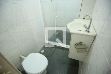 Casa à venda com 85m², 2 quartos e sem vaga Casa à venda com 85m², 2 quartos e sem vagaBanheiro da Suíte 2