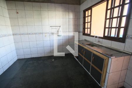 Casa à venda com 85m², 2 quartos e sem vaga Casa à venda com 85m², 2 quartos e sem vagaCozinha