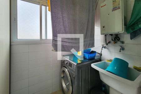 Apartamento à venda com 98m², 3 quartos e 2 vagas Apartamento à venda com 98m², 3 quartos e 2 vagasÁrea de Serviço
