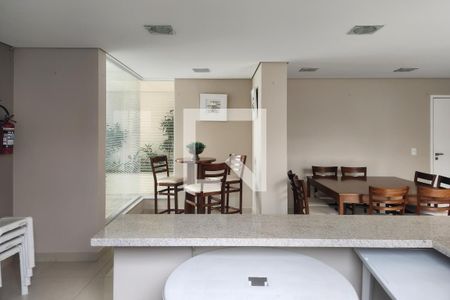 Apartamento à venda com 98m², 3 quartos e 2 vagas Apartamento à venda com 98m², 3 quartos e 2 vagasÁrea comum - Salão de festas