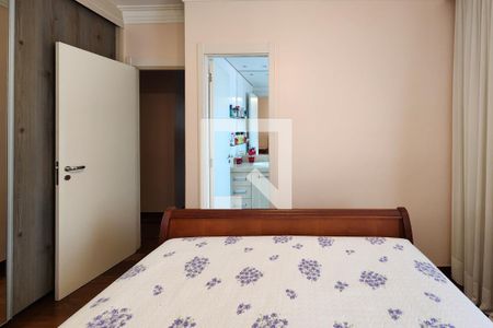 Apartamento à venda com 98m², 3 quartos e 2 vagas Apartamento à venda com 98m², 3 quartos e 2 vagasSuíte 1