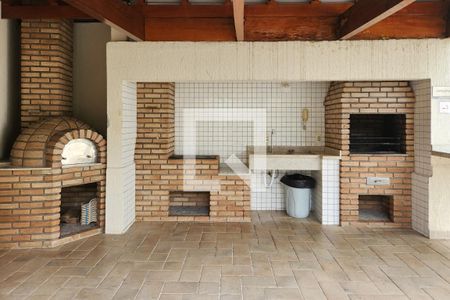 Apartamento à venda com 98m², 3 quartos e 2 vagas Apartamento à venda com 98m², 3 quartos e 2 vagasÁrea comum - Churrasqueira