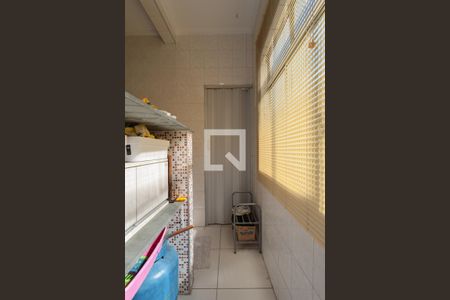 Apartamento à venda com 67m², 2 quartos e 1 vagaÁrea de serviço