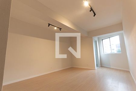 Sala de apartamento à venda com 1 quarto, 34m² em Cambuí, Campinas