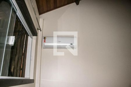 Quarto de casa de condomínio para alugar com 1 quarto, 53m² em Itapuã, Salvador