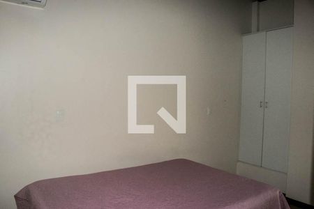 Quarto de casa de condomínio para alugar com 1 quarto, 53m² em Itapuã, Salvador