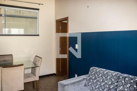 Sala de casa de condomínio para alugar com 1 quarto, 53m² em Itapuã, Salvador