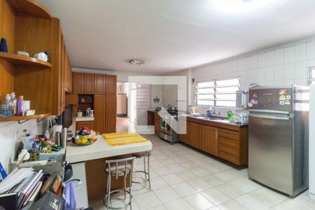 Casa à venda com 350m², 4 quartos e 7 vagasCozinha