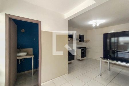 Casa à venda com 350m², 4 quartos e 7 vagasEdícula