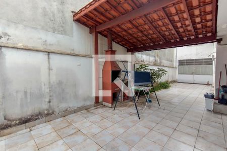 Casa à venda com 350m², 4 quartos e 7 vagasQuintal