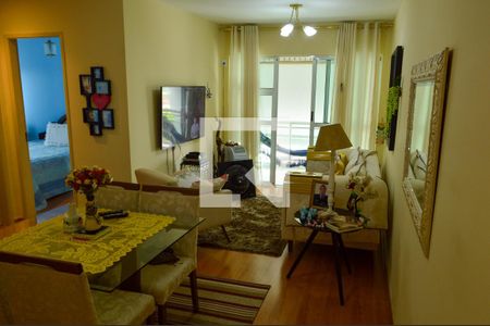 Sala  de apartamento à venda com 2 quartos, 68m² em Tanque, Rio de Janeiro