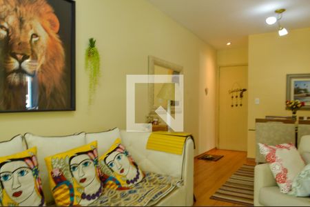 Sala de apartamento à venda com 2 quartos, 68m² em Tanque, Rio de Janeiro