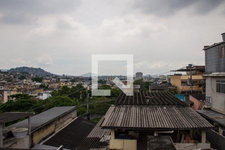 Casa de condomínio para alugar com 120m², 2 quartos e sem vagaQuarto 02 - Janela