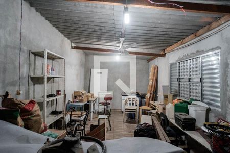 Casa à venda com 280m², 4 quartos e 6 vagas