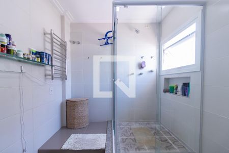 Casa à venda com 330m², 4 quartos e 2 vagasBanheiro da Suíte 1