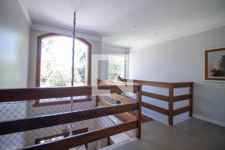 Casa à venda com 330m², 4 quartos e 2 vagasCorredor