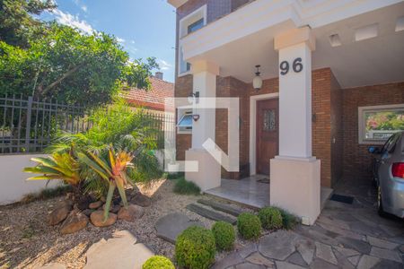 Casa à venda com 330m², 4 quartos e 2 vagasJardim