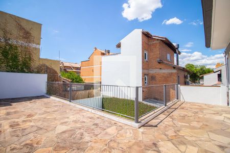 Casa à venda com 330m², 4 quartos e 2 vagasVaranda da Suíte 1