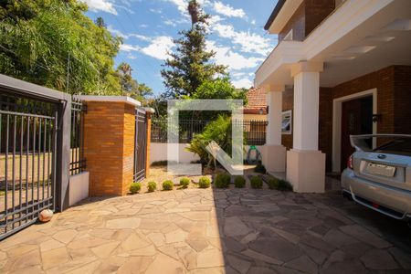 Casa à venda com 330m², 4 quartos e 2 vagasJardim