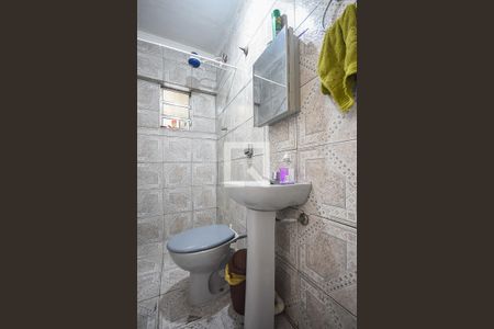 Casa à venda com 206m², 4 quartos e 2 vagas Casa à venda com 206m², 4 quartos e 2 vagasBanheiro suíte