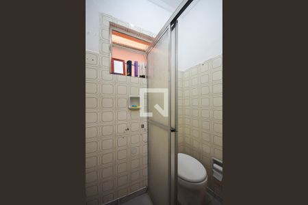 Casa à venda com 206m², 4 quartos e 2 vagas Casa à venda com 206m², 4 quartos e 2 vagasBanheiro 1