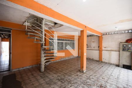 Casa à venda com 206m², 4 quartos e 2 vagas Casa à venda com 206m², 4 quartos e 2 vagasGaragem