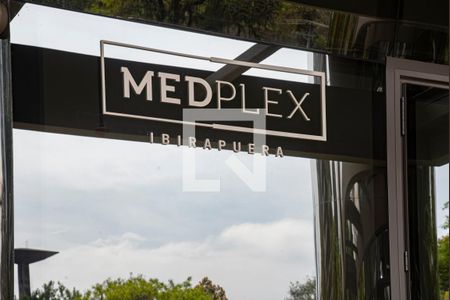 Studio à venda com 35m², 1 quarto e sem vaga Studio à venda com 35m², 1 quarto e sem vagaFachada