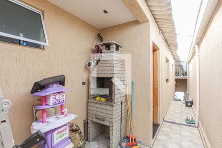 Casa à venda com 125m², 2 quartos e 2 vagas Casa à venda com 125m², 2 quartos e 2 vagasCorredor