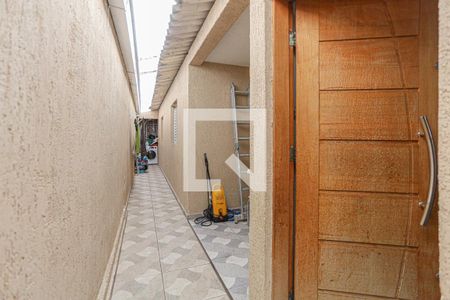 Casa à venda com 125m², 2 quartos e 2 vagas Casa à venda com 125m², 2 quartos e 2 vagasCorredor