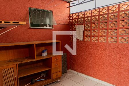 Casa à venda com 140m², 4 quartos e 2 vagasÁrea de Serviço