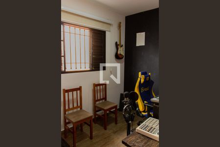 Casa à venda com 140m², 4 quartos e 2 vagasQuarto 3