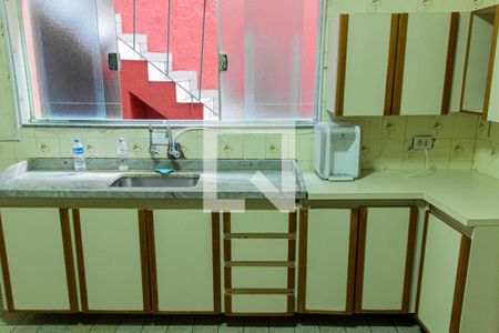 Casa à venda com 140m², 4 quartos e 2 vagasCozinha