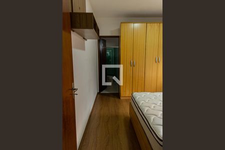 Quarto de casa à venda com 4 quartos, 140m² em Vila Arcádia, São Paulo