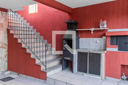 Casa à venda com 140m², 4 quartos e 2 vagasQuintal