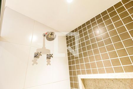 Apartamento para alugar com 74m², 2 quartos e 1 vaga Apartamento para alugar com 74m², 2 quartos e 1 vagaBanheiro Suíte 1
