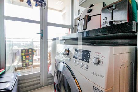 Apartamento para alugar com 74m², 2 quartos e 1 vaga Apartamento para alugar com 74m², 2 quartos e 1 vagaÁrea de Serviço