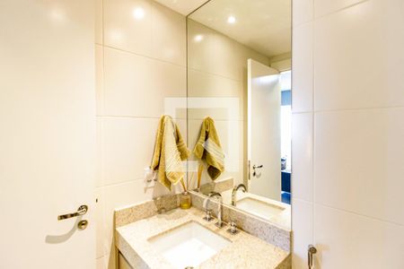 Apartamento para alugar com 74m², 2 quartos e 1 vaga Apartamento para alugar com 74m², 2 quartos e 1 vagaBanheiro Suíte 1